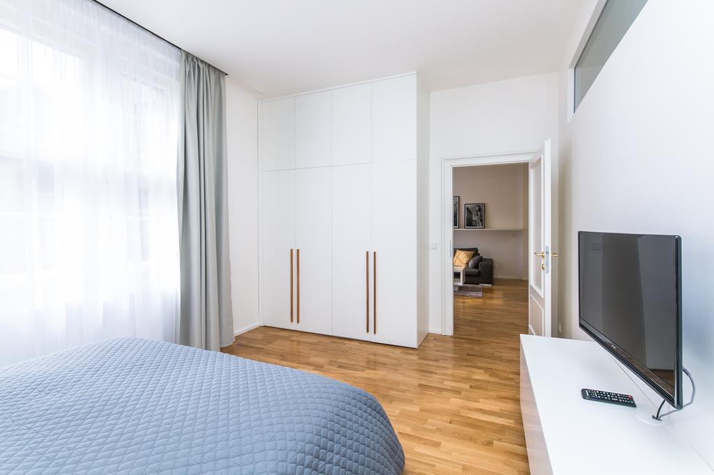 Wishlist Residences - Karlin Free Parking Appartement